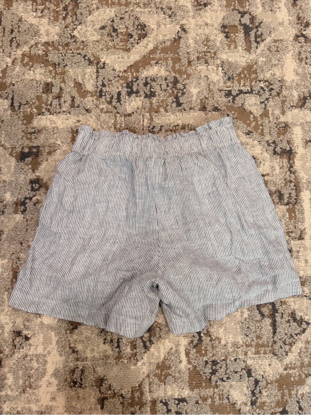 100% European Linen High Waisted Shorts - Picture 5 of 5